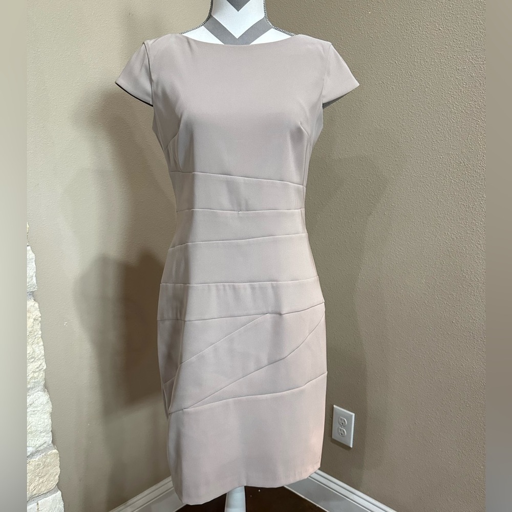 ABG women’s tan/khaki dress with cap sleeves